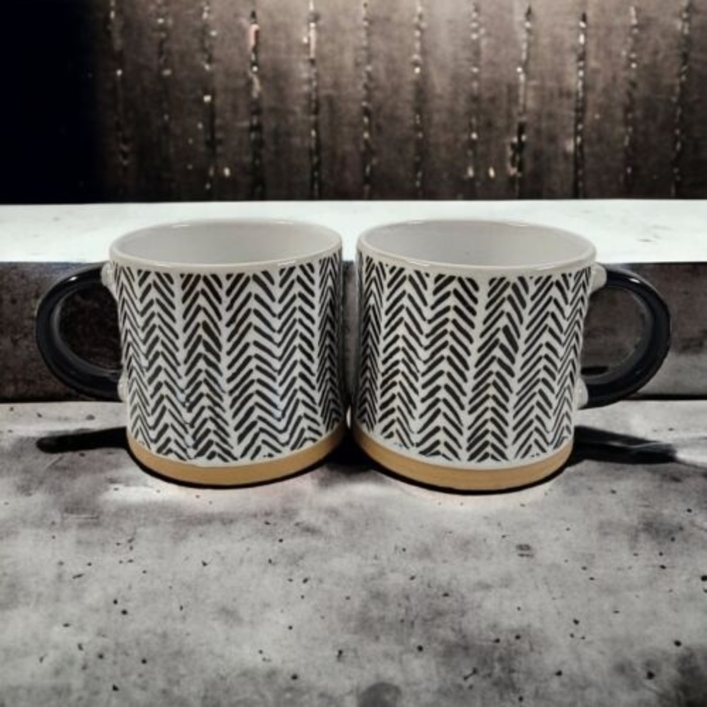 (2) Southwestern Coffee Mugs Black White Chavron Tuscan Villa